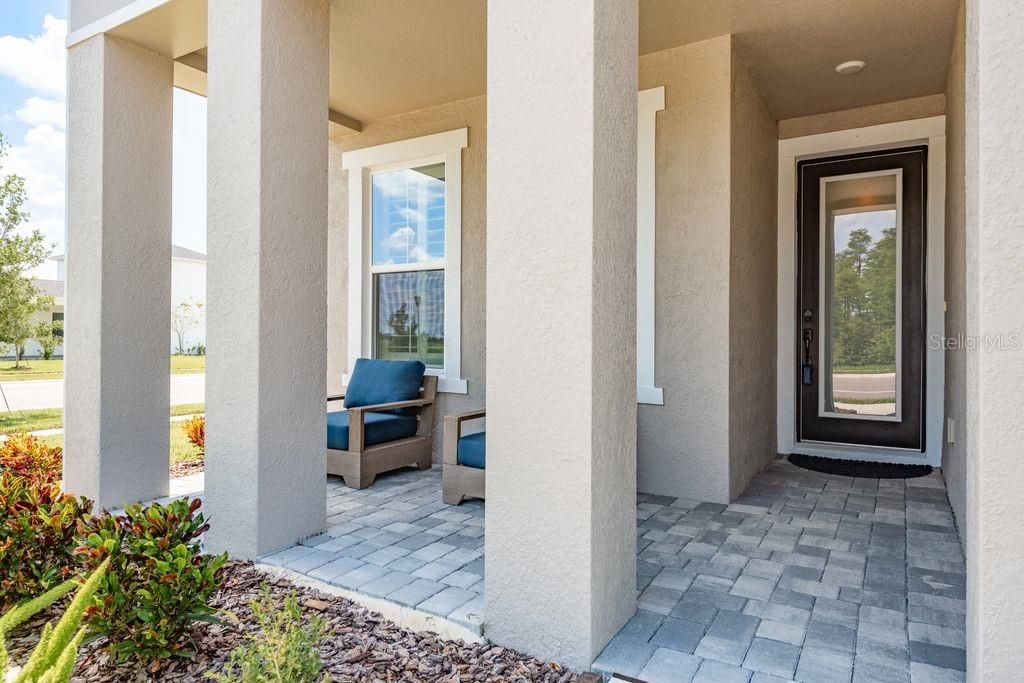 For Sale: $725,000 (4 beds, 4 baths, 3083 Square Feet)