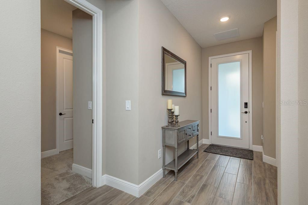 For Sale: $725,000 (4 beds, 4 baths, 3083 Square Feet)