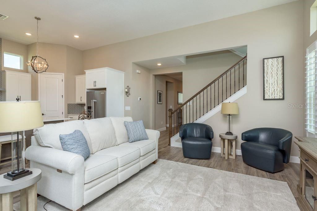 For Sale: $725,000 (4 beds, 4 baths, 3083 Square Feet)