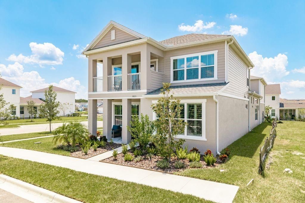 For Sale: $725,000 (4 beds, 4 baths, 3083 Square Feet)