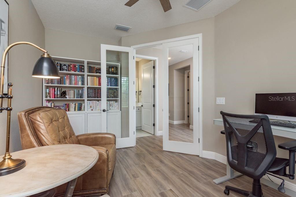 For Sale: $725,000 (4 beds, 4 baths, 3083 Square Feet)