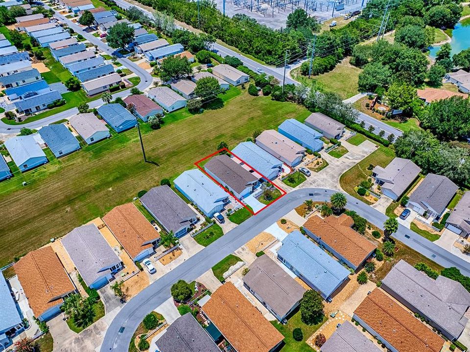 Active With Contract: $279,000 (2 beds, 2 baths, 1168 Square Feet)