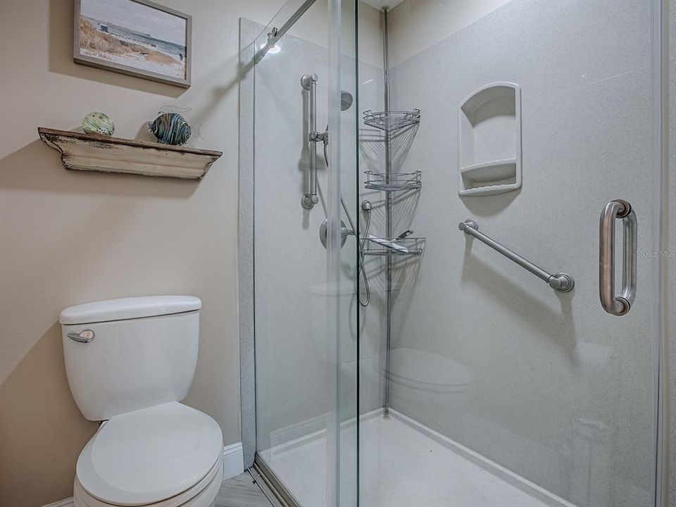 Active With Contract: $279,000 (2 beds, 2 baths, 1168 Square Feet)