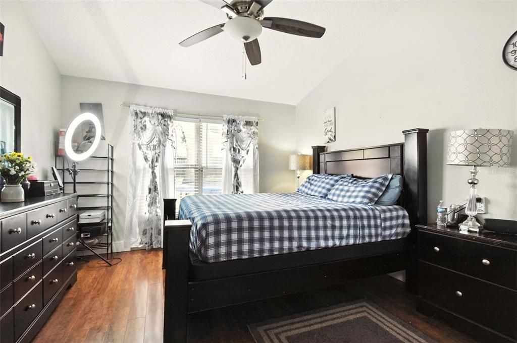 待售: $369,900 (3 贝兹, 2 浴室, 1699 平方英尺)