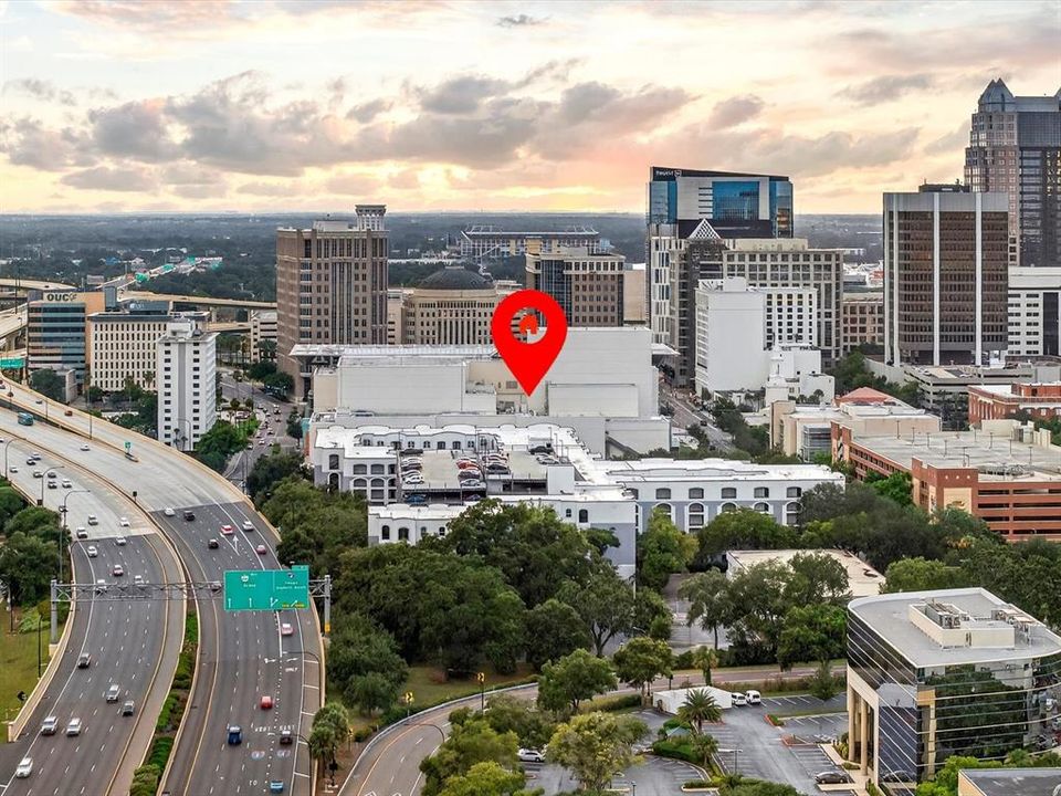 For Sale: $175,000 (1 beds, 1 baths, 667 Square Feet)