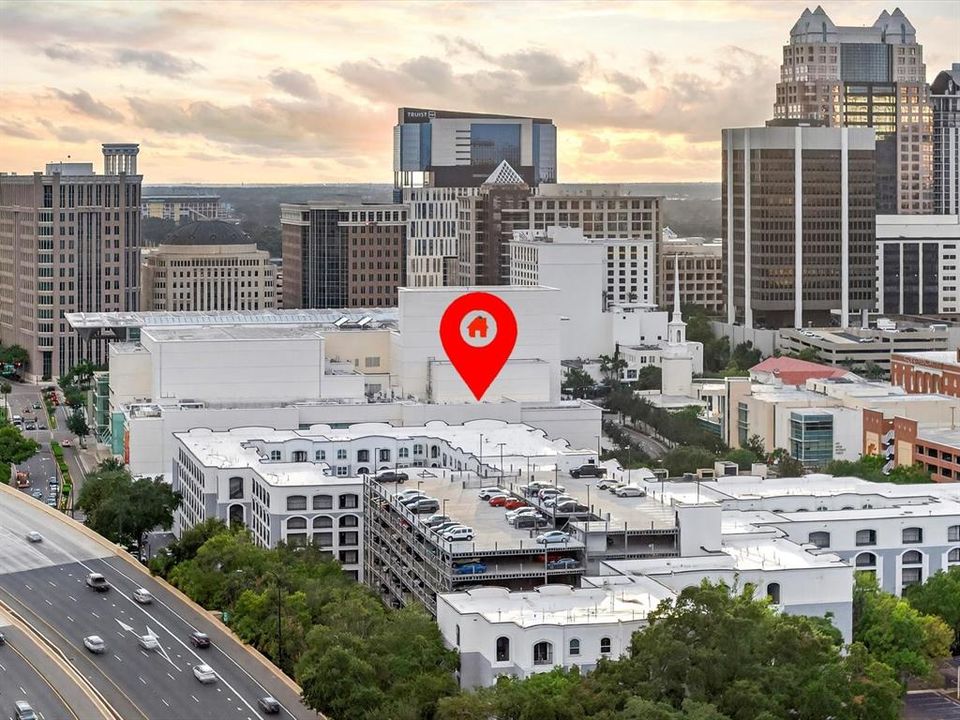 For Sale: $175,000 (1 beds, 1 baths, 667 Square Feet)