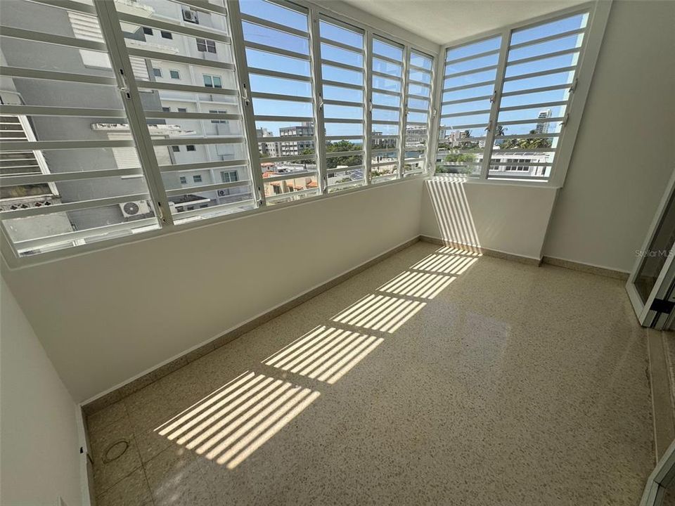 出租: $2,950 (3 贝兹, 2 浴室, 1641 平方英尺)