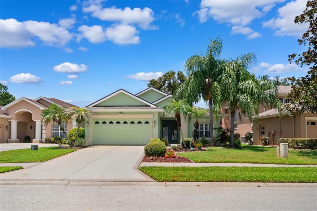 Activo con contrato: $474,900 (3 camas, 2 baños, 2307 Pies cuadrados)