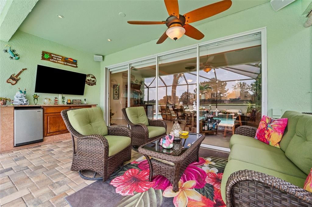 Activo con contrato: $474,900 (3 camas, 2 baños, 2307 Pies cuadrados)