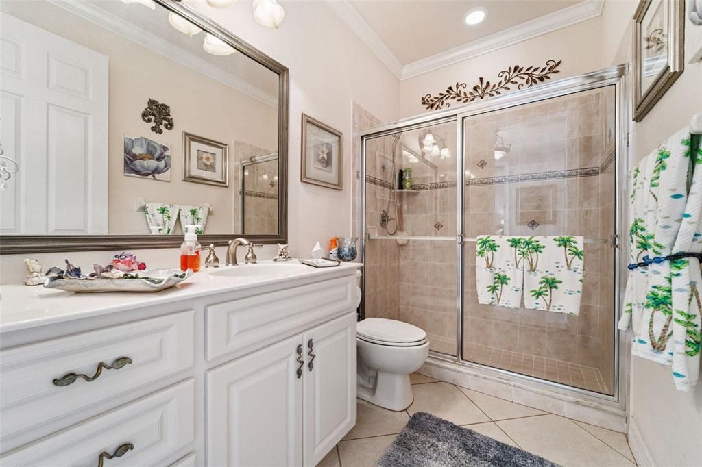 Activo con contrato: $474,900 (3 camas, 2 baños, 2307 Pies cuadrados)