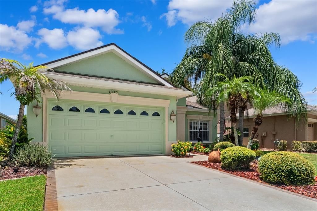 Activo con contrato: $474,900 (3 camas, 2 baños, 2307 Pies cuadrados)