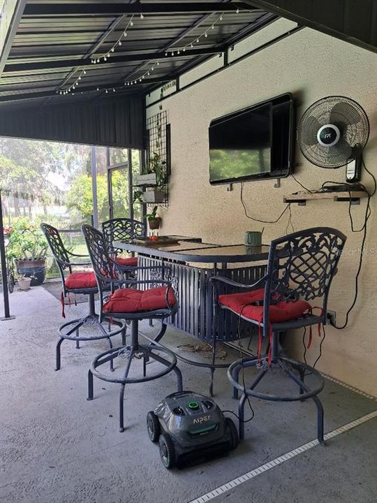 For Sale: $830,000 (4 beds, 2 baths, 2954 Square Feet)