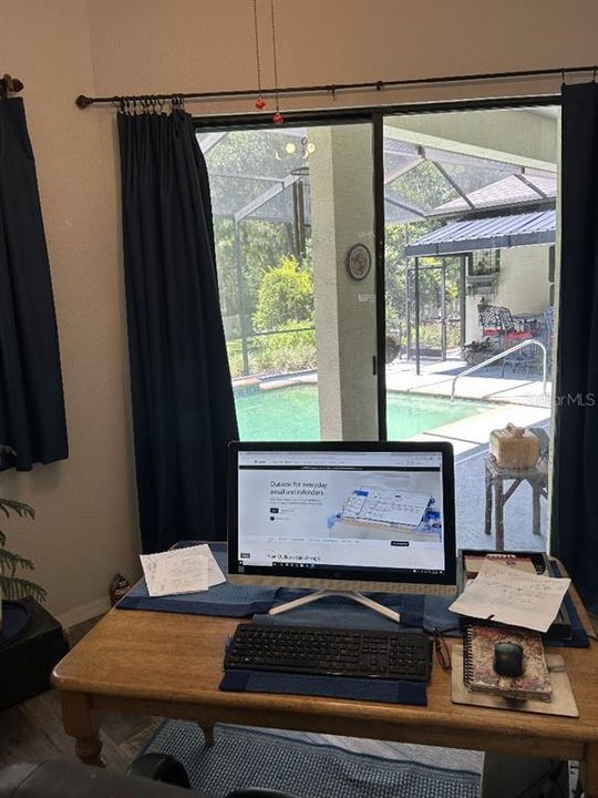 For Sale: $830,000 (4 beds, 2 baths, 2954 Square Feet)