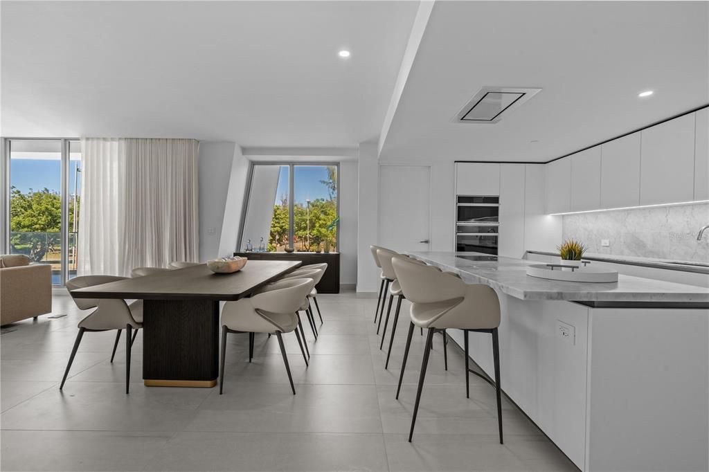 For Sale: $2,495,000 (3 beds, 3 baths, 2740 Square Feet)