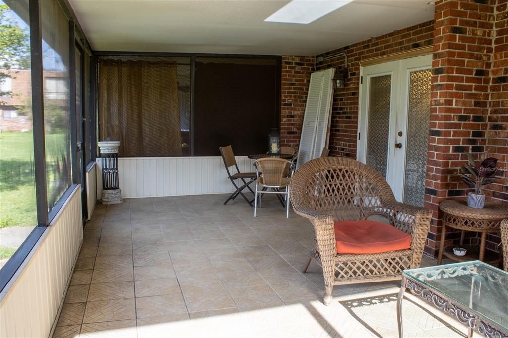 En Venta: $199,900 (4 camas, 2 baños, 1730 Pies cuadrados)