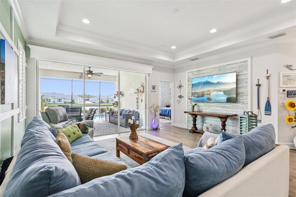 На продажу: $549,900 (2 спален, 2 ванн, 1563 Квадратных фут)