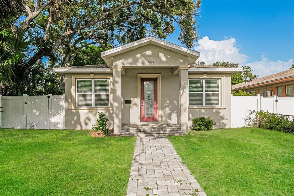 Recently Sold: $394,000 (3 beds, 2 baths, 1800 Square Feet)