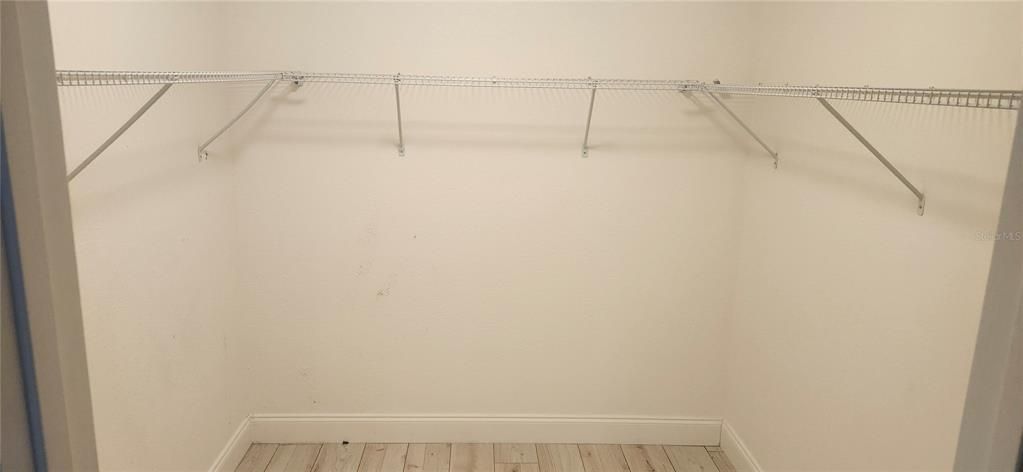 Active With Contract: $281,000 (3 beds, 2 baths, 1488 Square Feet)