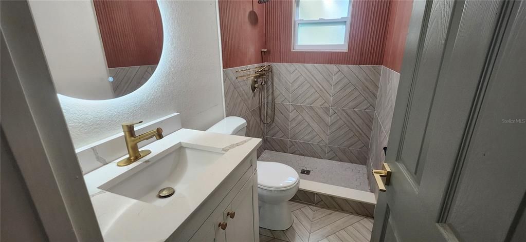 Active With Contract: $281,000 (3 beds, 2 baths, 1488 Square Feet)