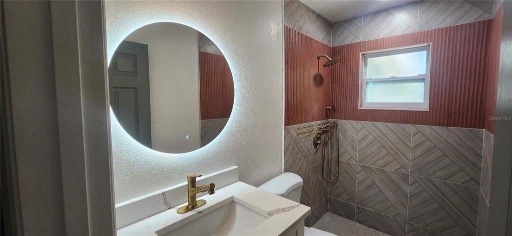 Active With Contract: $281,000 (3 beds, 2 baths, 1488 Square Feet)