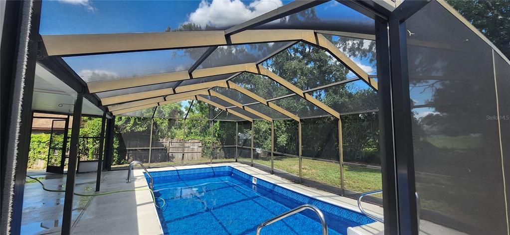 Active With Contract: $281,000 (3 beds, 2 baths, 1488 Square Feet)