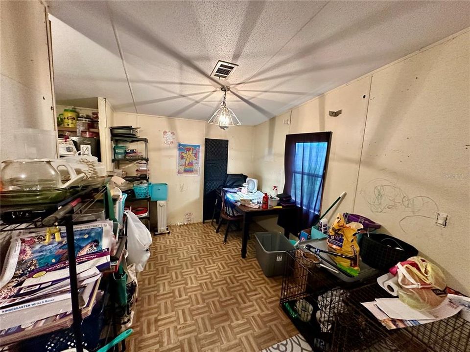 For Sale: $84,950 (2 beds, 2 baths, 1100 Square Feet)