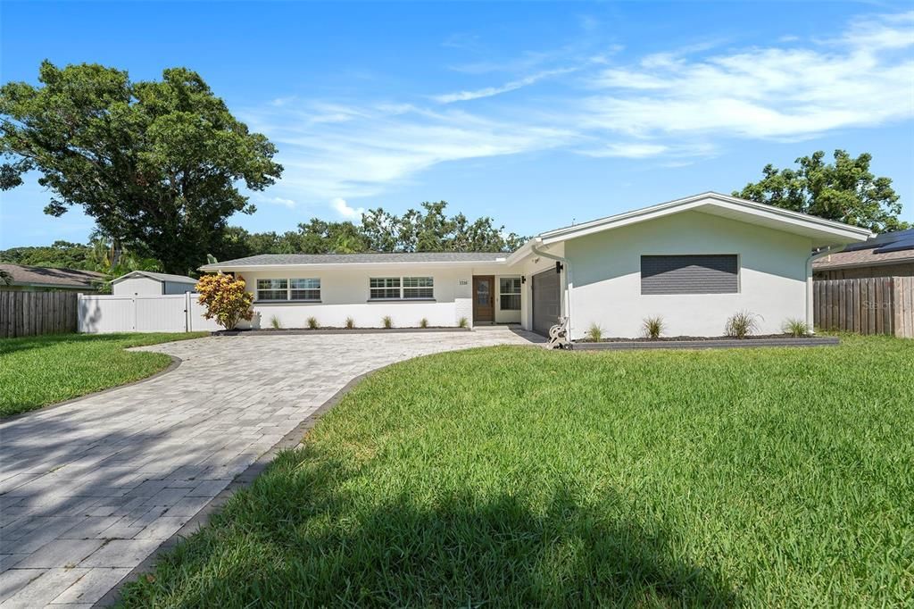 Recently Sold: $535,000 (4 beds, 3 baths, 1805 Square Feet)