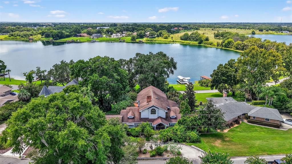 For Sale: $750,000 (4 beds, 3 baths, 2868 Square Feet)