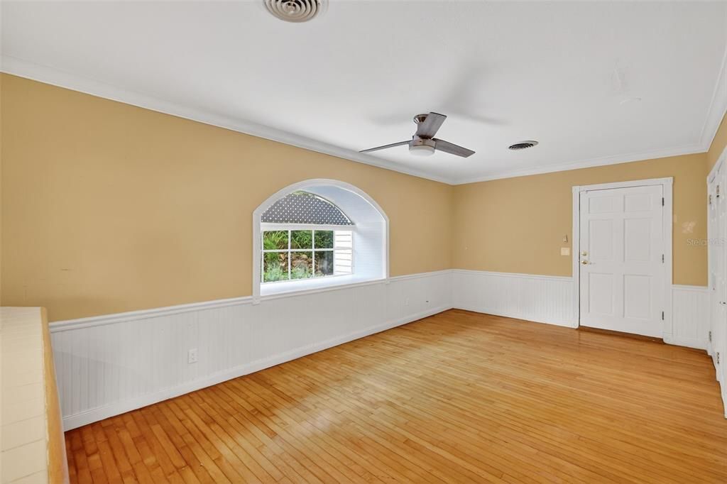 For Sale: $750,000 (4 beds, 3 baths, 2868 Square Feet)