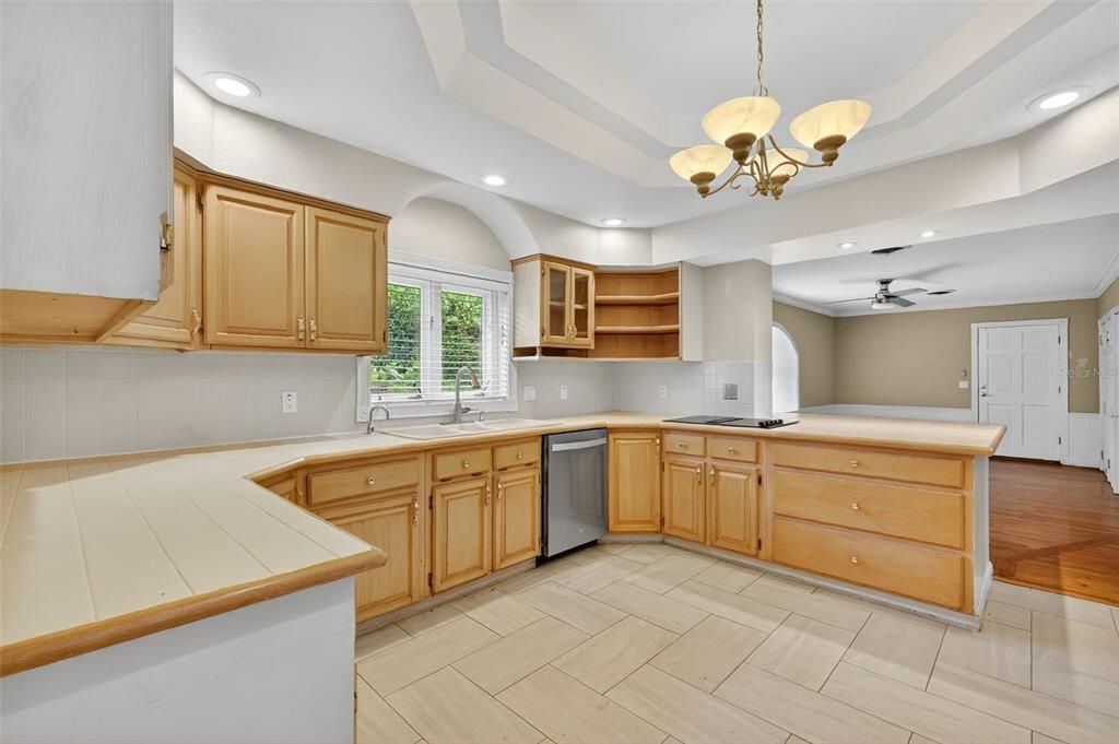 For Sale: $750,000 (4 beds, 3 baths, 2868 Square Feet)