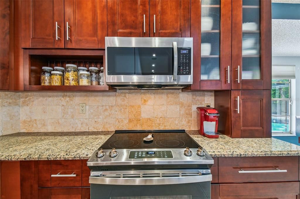 For Sale: $614,916 (4 beds, 3 baths, 2727 Square Feet)