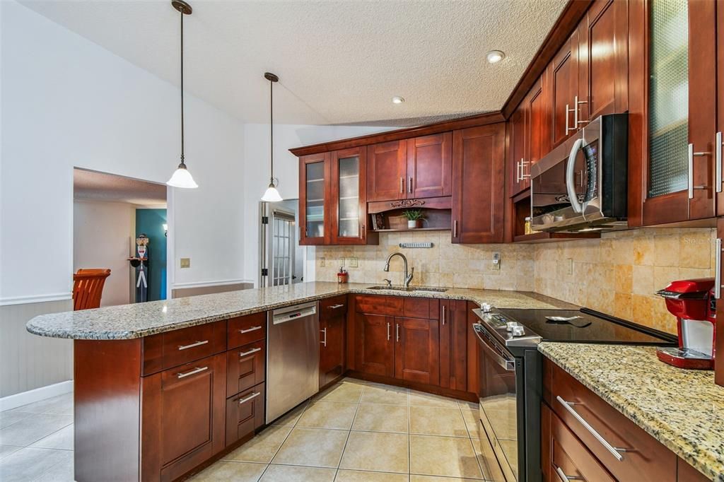 For Sale: $614,916 (4 beds, 3 baths, 2727 Square Feet)