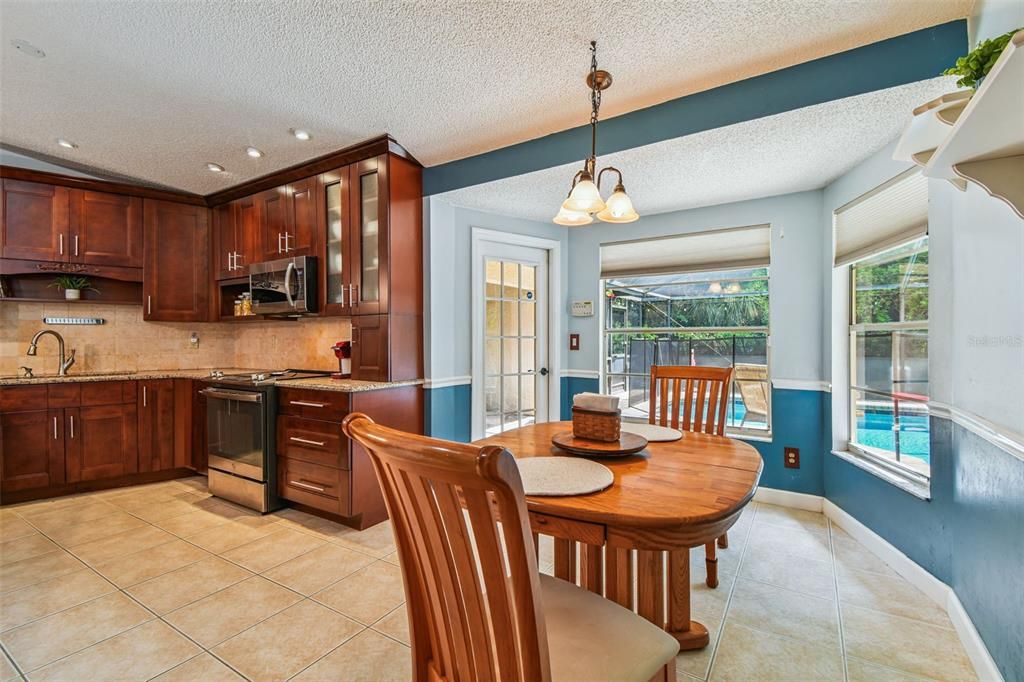 For Sale: $614,916 (4 beds, 3 baths, 2727 Square Feet)