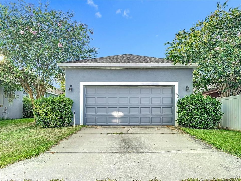 合同活跃: $419,714 (4 贝兹, 2 浴室, 2382 平方英尺)