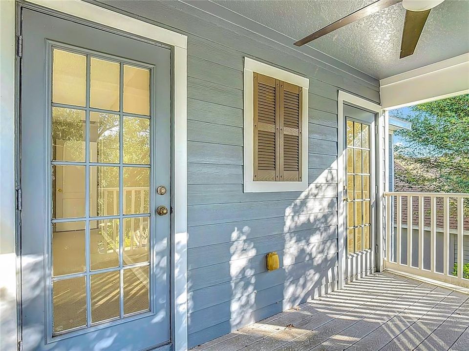 合同活跃: $419,714 (4 贝兹, 2 浴室, 2382 平方英尺)