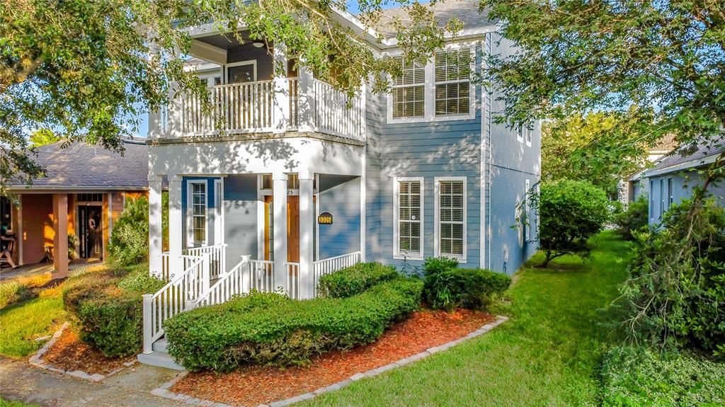 合同活跃: $419,714 (4 贝兹, 2 浴室, 2382 平方英尺)