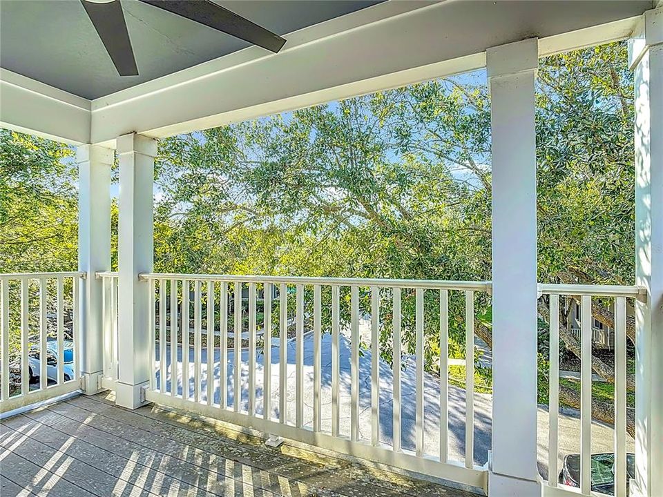 合同活跃: $419,714 (4 贝兹, 2 浴室, 2382 平方英尺)