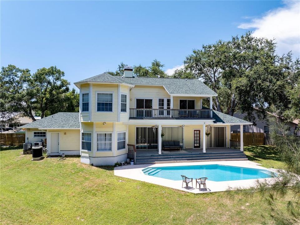 For Sale: $1,050,000 (4 beds, 3 baths, 2802 Square Feet)