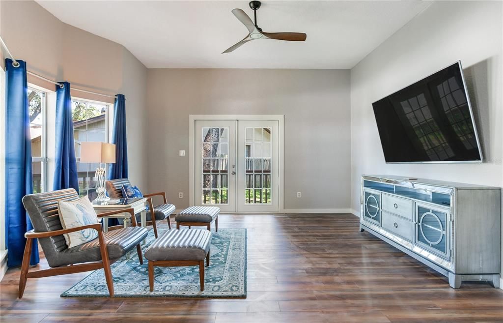 For Sale: $1,050,000 (4 beds, 3 baths, 2802 Square Feet)