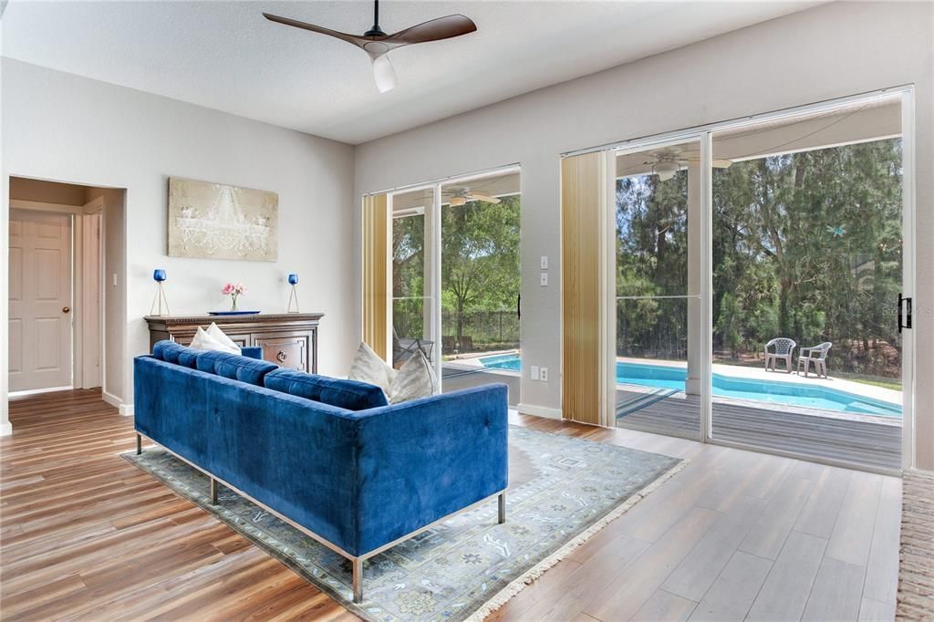 For Sale: $1,050,000 (4 beds, 3 baths, 2802 Square Feet)