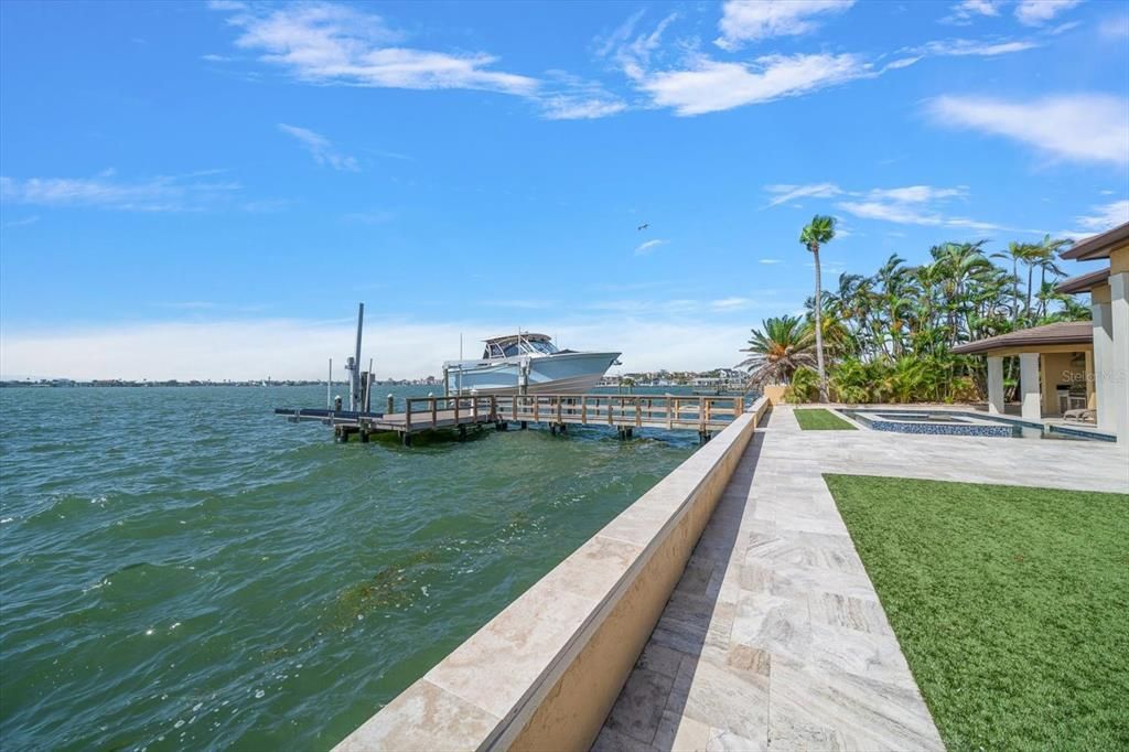 Activo con contrato: $2,475,000 (5 camas, 4 baños, 2993 Pies cuadrados)