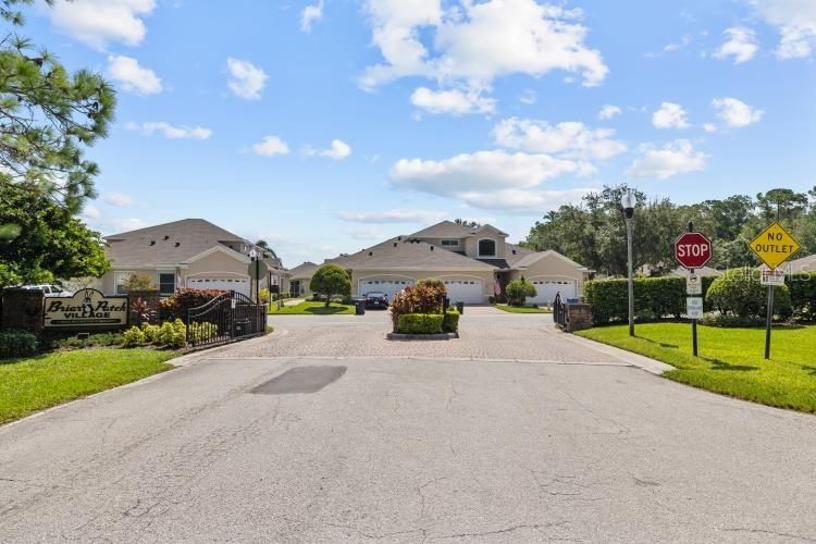 For Sale: $319,900 (4 beds, 3 baths, 2014 Square Feet)