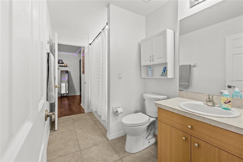 For Sale: $319,900 (4 beds, 3 baths, 2014 Square Feet)