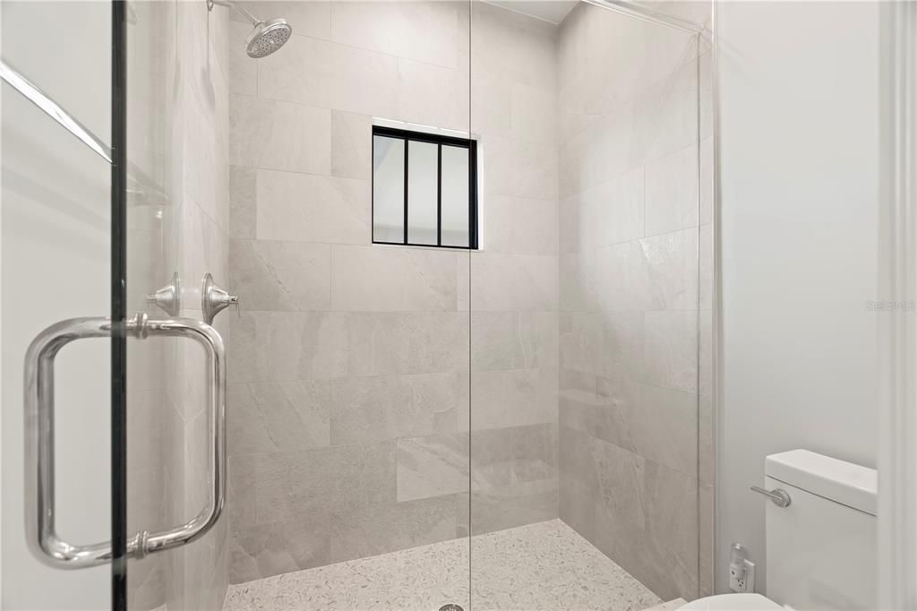 На продажу: $3,499,999 (5 спален, 3 ванн, 3794 Квадратных фут)