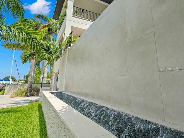 На продажу: $3,499,999 (5 спален, 3 ванн, 3794 Квадратных фут)