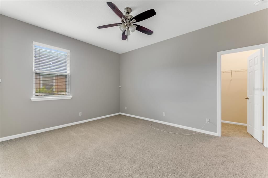 En Renta: $2,650 (3 camas, 2 baños, 2221 Pies cuadrados)