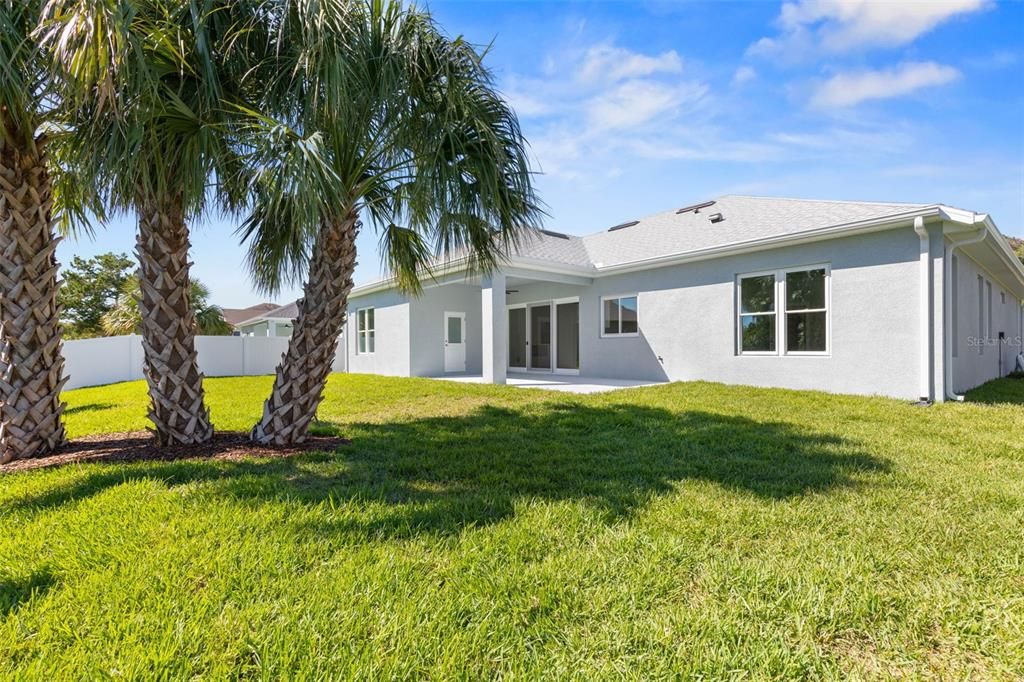 For Sale: $719,899 (4 beds, 3 baths, 2300 Square Feet)