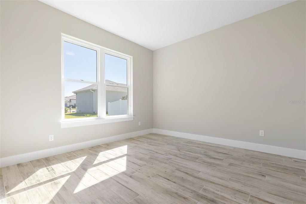 For Sale: $719,899 (4 beds, 3 baths, 2300 Square Feet)