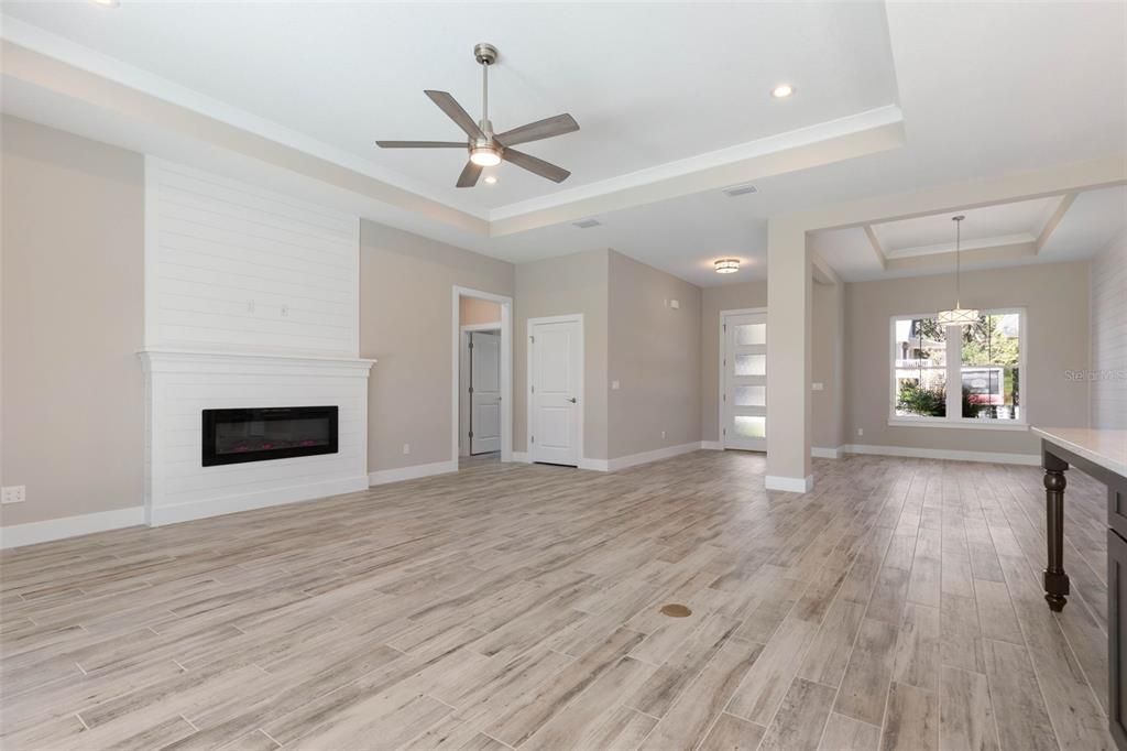 For Sale: $719,899 (4 beds, 3 baths, 2300 Square Feet)