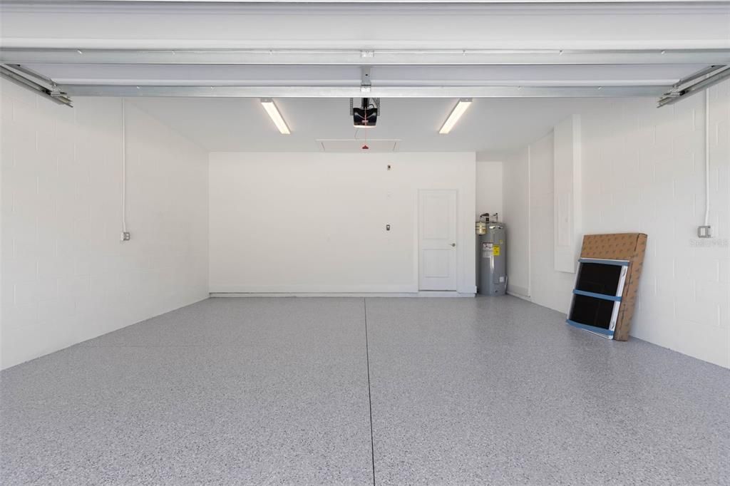 For Sale: $719,899 (4 beds, 3 baths, 2300 Square Feet)